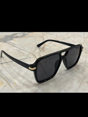 Black Oversized Square Sunglasses